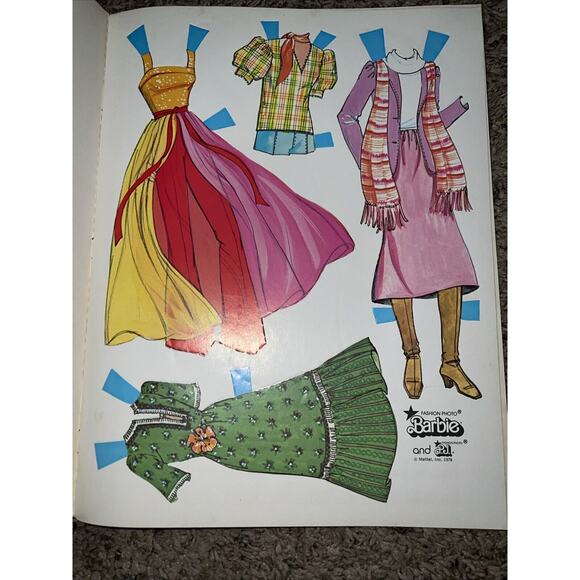 2 Vintage Whitman/Mattel FASHION PHOTO BARBIE & Malibu Francie Book 73-78 unused - Picture 11 of 14